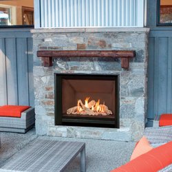 Vineyard Home - Out-Door Fireplace