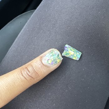 Dania Nails & Spa - Very thin nail, even though I asked him to do it thick! - Nail Salons Near Me - Fort Lauderdale, Florida
