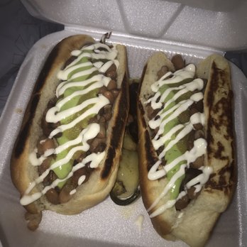 El Caprichoso Hot Dogs - Sonoran Hot dog no tomato no queso. - Street Vendors Near Me - Phoenix, Arizona El Caprichoso Hot Dogs - Sonoran Hot dog no tomato no queso. - Street Vendors Near Me - Phoenix, Arizona