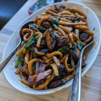 dan modern chinese - Dan Dan Noodles - Chinese Near Me - Manhattan Beach, California