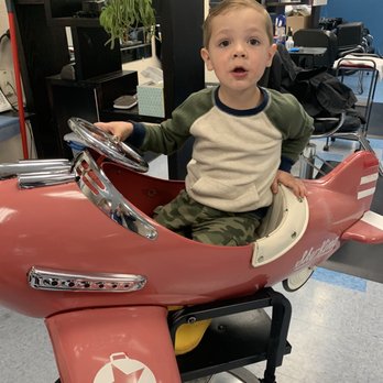Unique Cuts - Hair Salons Near Me - Redding, California