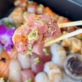 WYNN Sushi Box - Sushi Bars Near Me - Sacramento, California