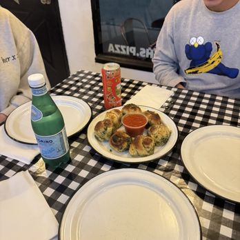 Weirdough’s Pizza - Garlic Knots! SO GOOD!! - Pizza Near Me - Burbank, California Weirdough’s Pizza - Garlic Knots! SO GOOD!! - Pizza Near Me - Burbank, California