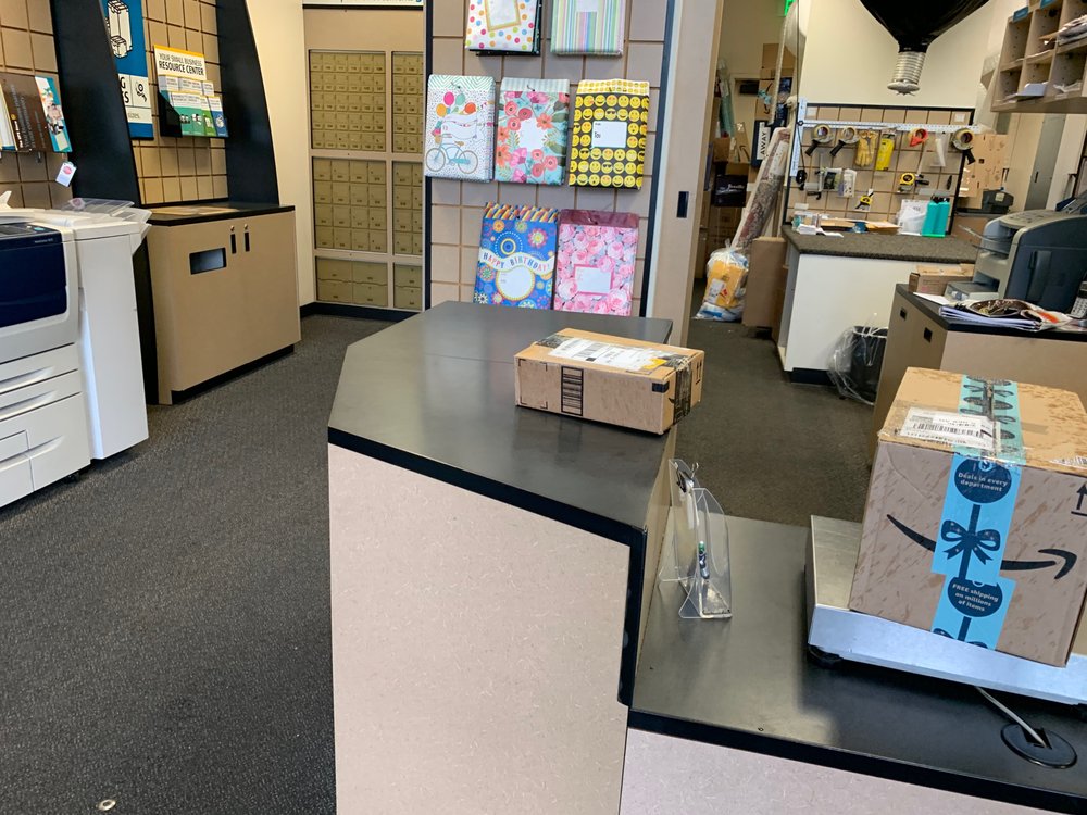 THE UPS STORE 18 Photos & 142 Reviews Shipping Centers 14271