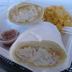 Louie's Chicken Cafe - Chicken Melt sammie w/Mac & Cheese