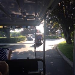 Alpine Country Club - Golf cart ride to the wedding site
