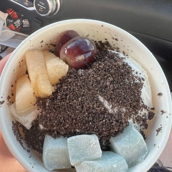 Frostcity - Cookies and cream shaved Ice - Shaved Ice Near Me - Aiea, Hawaii Frostcity - Cookies and cream shaved Ice - Shaved Ice Near Me - Aiea, Hawaii