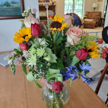 Amour Florist - HORRIBLE! - Florists Near Me - Belford, New Jersey Amour Florist - HORRIBLE! - Florists Near Me - Belford, New Jersey