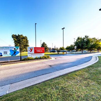 Earlywine Park YMCA - Gyms Near Me - Oklahoma City, Oklahoma Earlywine Park YMCA - Gyms Near Me - Oklahoma City, Oklahoma