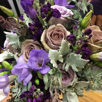 Karin's Florist - Bridesmaid bouquet - Florists Near Me - Vienna, Virginia