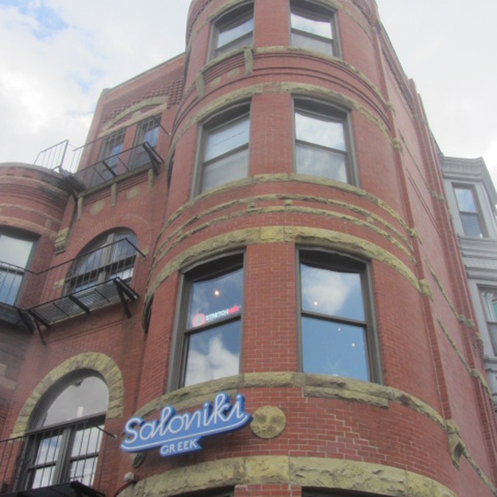 Newbury Street - Landmarks & Historical Buildings Near Me - Boston, Massachusetts