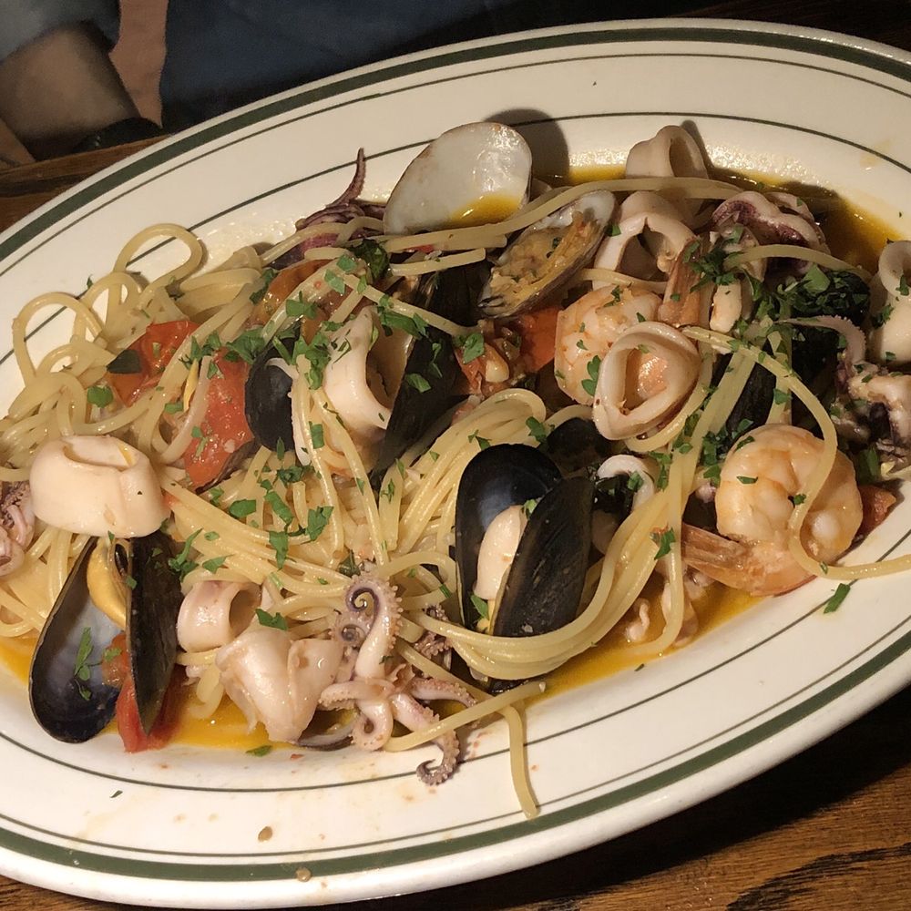 IL Brigante - Seafood with pasta - Italian Near Me - New York, New York