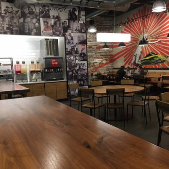 MOD Pizza - Dining area - Fast Food Near Me - Corona, California MOD Pizza - Dining area - Fast Food Near Me - Corona, California