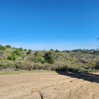 Castlewood Trail - Hiking Near Me - Fullerton, California