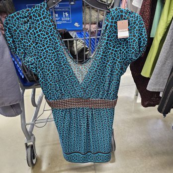 Goodwill Store - Loved this - Thrift Stores Near Me - Fishers, Indiana