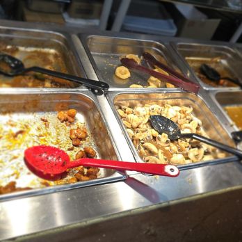 Lee's Buffet - Buffets Near Me - Brandon, Manitoba