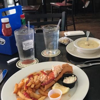 Bryac Black Rock - Lobster Roll and bowl of New England Clam Chowder. Both delicious! - Seafood Near Me - Bridgeport, Connecticut Bryac Black Rock - Lobster Roll and bowl of New England Clam Chowder. Both delicious! - Seafood Near Me - Bridgeport, Connecticut
