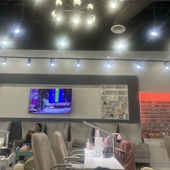 Zen Nail Bar - Getting my toes done :) - Nail Salons Near Me - Riverside, California Zen Nail Bar - Getting my toes done :) - Nail Salons Near Me - Riverside, California