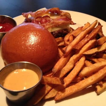 Granary Tavern - Tavern burger, sans egg. - New American Near Me - Boston, Massachusetts