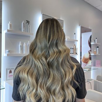 Blo Blow Dry Bar - Blow Dry/Out Services Near Me - Los Alamitos, California