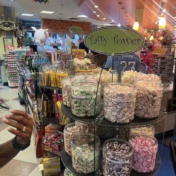 Scoops - Candy galore! - Ice Cream & Frozen Yogurt Near Me - Covington, Georgia