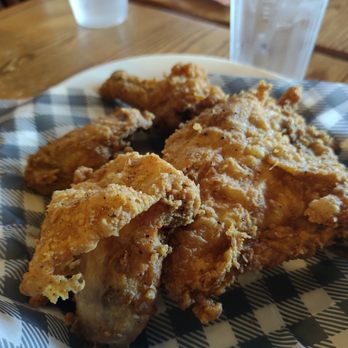 Cracker Barrel Old Country Store - American Near Me - Ottawa, Illinois
