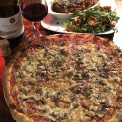 Le Roy Ladre - Pizza Sarenne, lasagnes et Lambrusco.