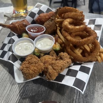 Flashbackz Lounge & Grill - The platter - Lounges Near Me - Whittier, California Flashbackz Lounge & Grill - The platter - Lounges Near Me - Whittier, California