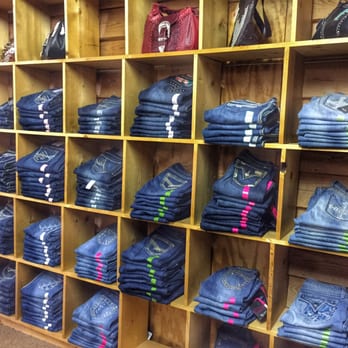Barn Loft Western Store - Accessories Near Me - Thomasville, North Carolina