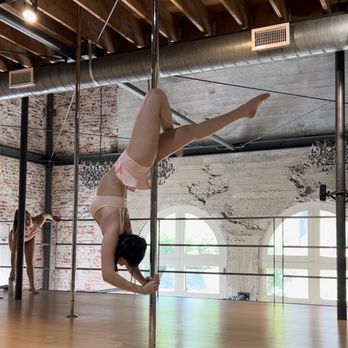 D&A Flying Yoga - Yoga Near Me - Los Angeles, California