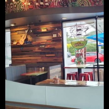 Los Tacos - Indoor - Mexican Near Me - Oceanside, California