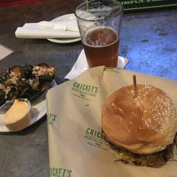 Cricket's Grill & Draft House - American Near Me - Waco, Texas