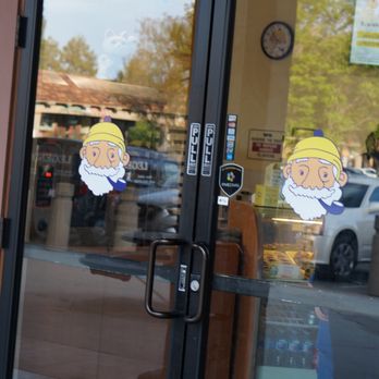 Beard Papa's - Desserts Near Me - Cupertino, California