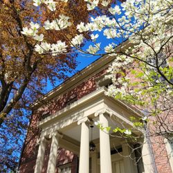 Ten Broeck Mansion