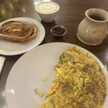 Nellie's North - Italian sausage, omelette,rye toast, and grits along with blackberry jam - Breakfast & Brunch Near Me - Evansville, Indiana