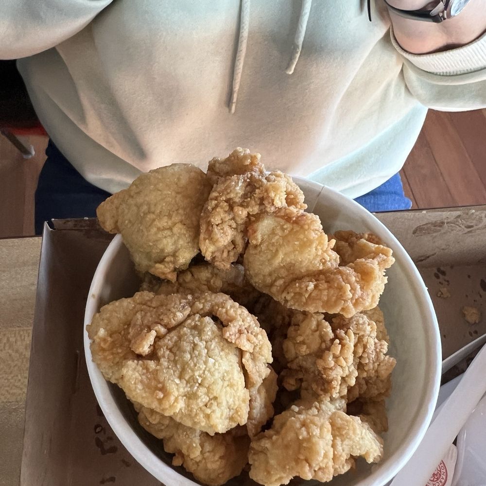 Ken's Place Seafood Restaurant - Fried clams- whole (not clam strips) - Seafood Near Me - Scarborough, Maine Ken's Place Seafood Restaurant - Fried clams- whole (not clam strips) - Seafood Near Me - Scarborough, Maine