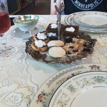 Curiosi-Tea House - dessert tray - Tea Rooms Near Me - North Mankato, Minnesota Curiosi-Tea House - dessert tray - Tea Rooms Near Me - North Mankato, Minnesota