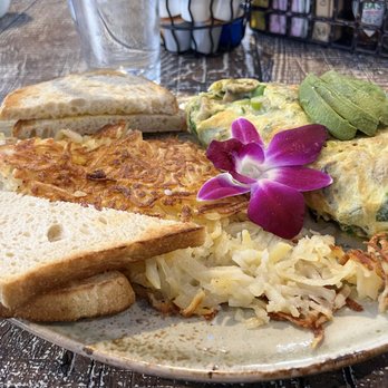 Fairview Farmers - California Omelette - Breakfast & Brunch Near Me - Fairview, Texas