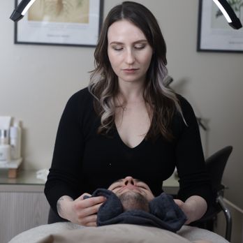 Pinnacle Modern Skincare - Skin Care Near Me - Studio City, California