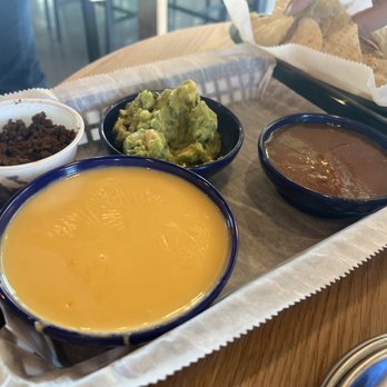 Brazos Taco Bar - Nacho Platter - Tacos Near Me - Charlottesville, Virginia
