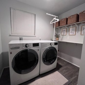 Renova Construction and Remodeling - After laundry room remodel - General Contractors Near Me Renova Construction and Remodeling - After laundry room remodel - General Contractors Near Me