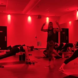 YogaSix Mainline - En fuego in Sculpt & Flow class!