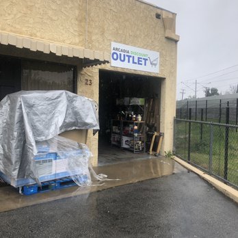 Arcadia Discount Outlet - Exterior - Discount Store Near Me - Arcadia, California