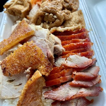 Wok & Roast Chinese BBQ - Roast Pork & BBQ Pork over rice - Chinese Near Me - Toronto, Ontario Wok & Roast Chinese BBQ - Roast Pork & BBQ Pork over rice - Chinese Near Me - Toronto, Ontario
