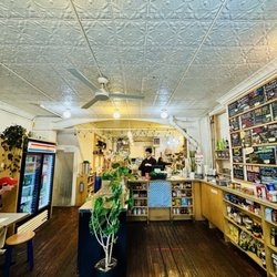 Court street grocers