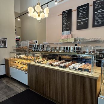 Bready Cafe  - Cafes Near Me - Concord, Ontario