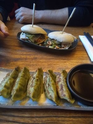 MOMO Ramen by null