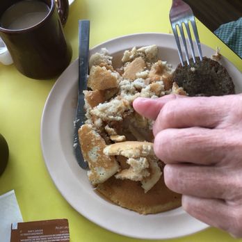 Cracker Jacks Cafe - a plate of food - Cafes Near Me - Anderson, South Carolina
