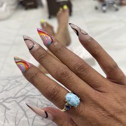 Lemon Drop Nail Bar