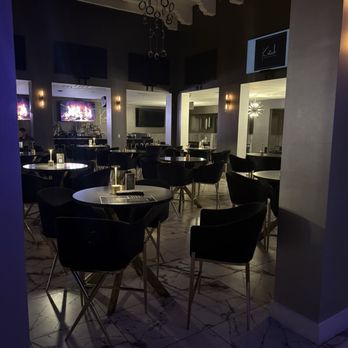 Katch Kitchen & Cocktails - Bars Near Me - Tucker, Georgia Katch Kitchen & Cocktails - Bars Near Me - Tucker, Georgia